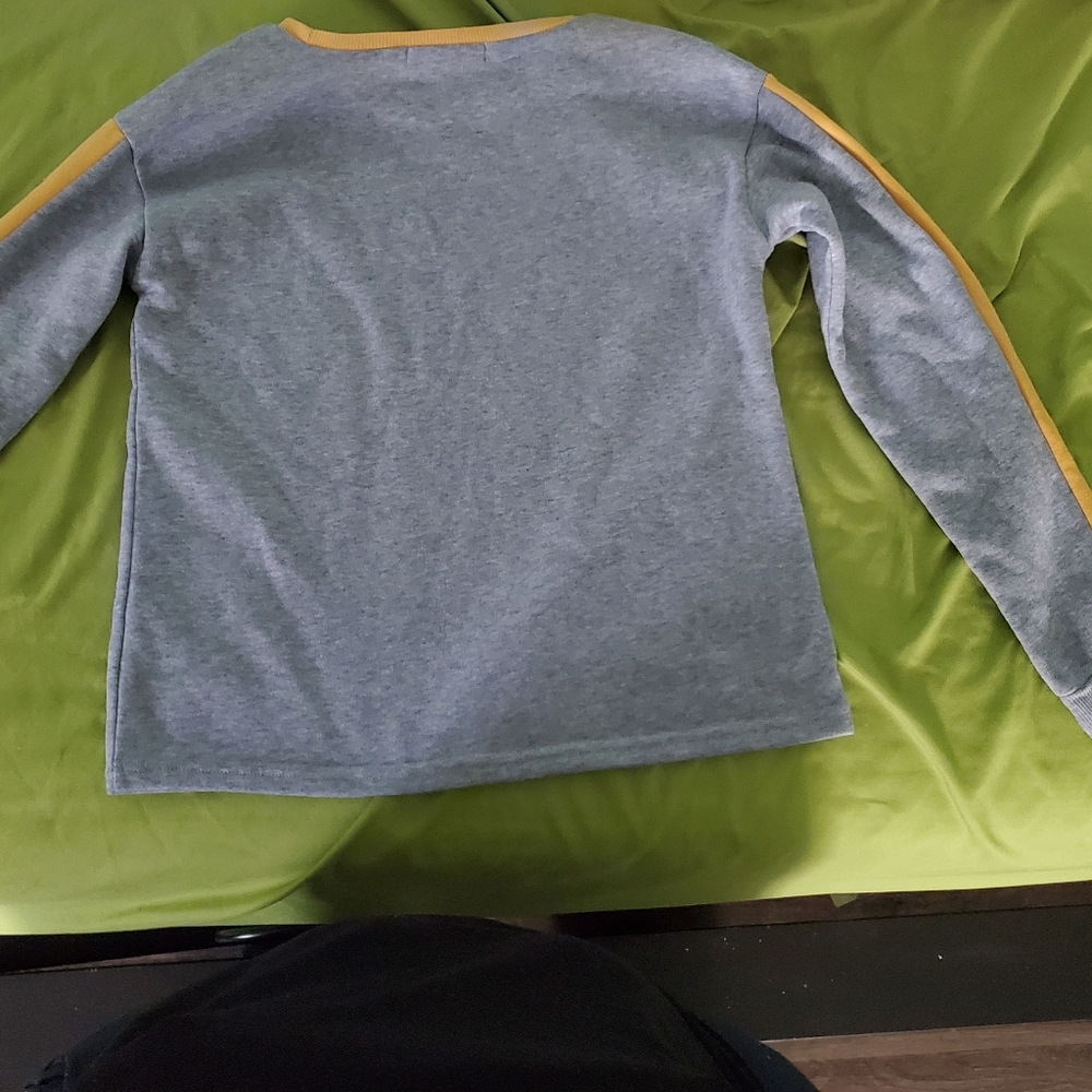 Sweater - Picture 2 of 3